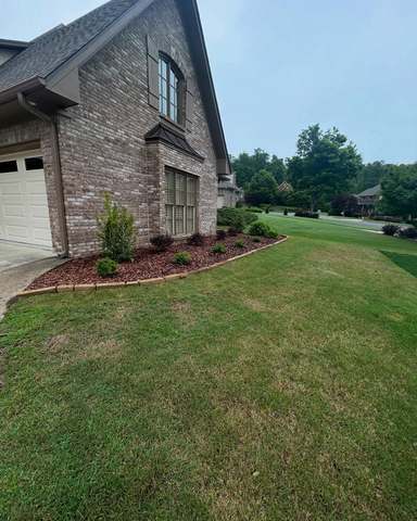 Landscape Bed Mulching in Birmingham, AL by SOG Services
