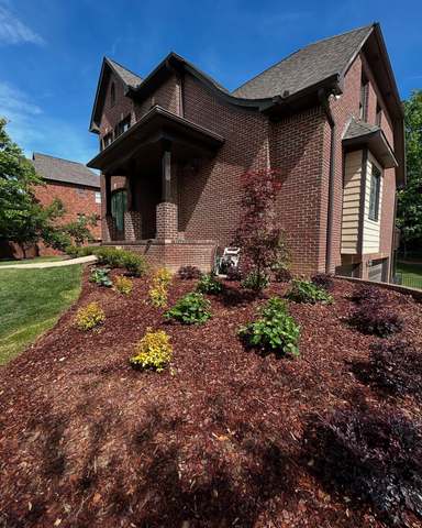 Landscape Bed Mulching in Birmingham, AL by SOG Services