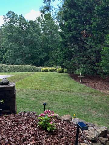 Landscape Bed Mulching in Birmingham, AL by SOG Services